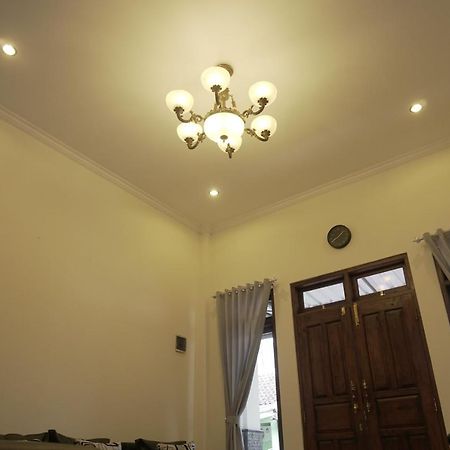 Sayana Homestay Sleman  Exterior foto